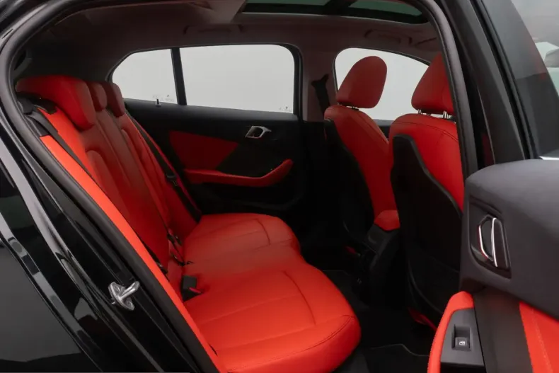 BMW 120 (Seria 1) din 2023 cu 24.688 km - oferta BMW223911 - foto 26