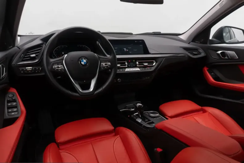 BMW 120 (Seria 1) din 2023 cu 24.688 km - oferta BMW223911 - foto 37