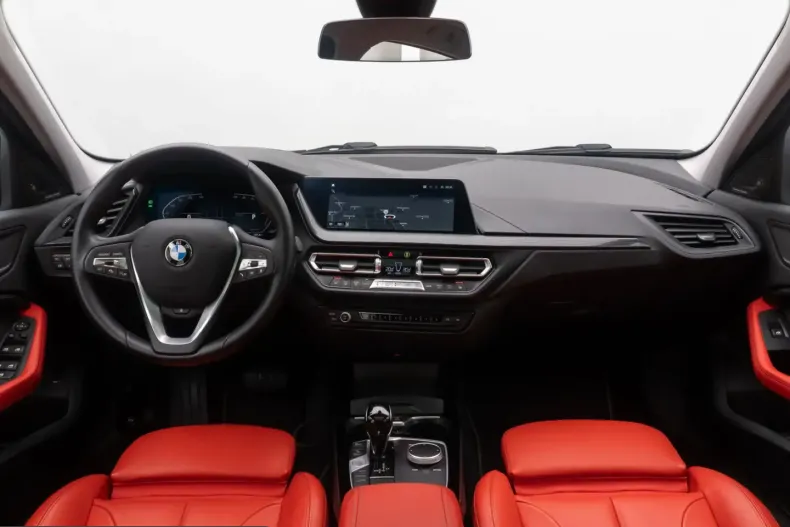 BMW 120 (Seria 1) din 2023 cu 24.688 km - oferta BMW223911 - foto 38