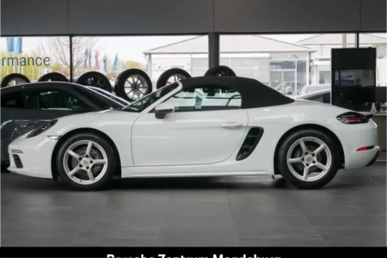 Porsche Boxster din 2024 cu 28.830 km - oferta POR223912 - foto 2