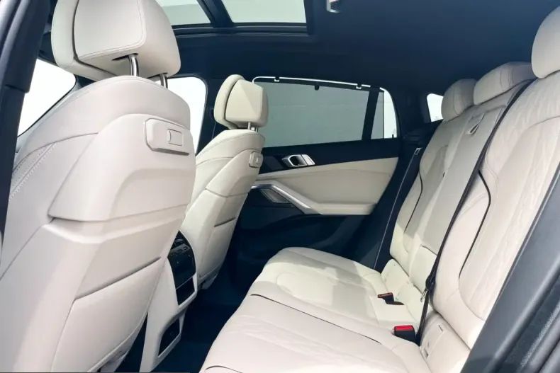 BMW X6 (Seria X) din 2025 cu 8.000 km - oferta BMW223933 - foto 8