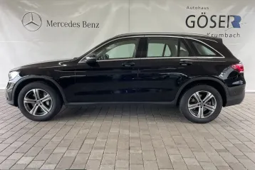 Mercedes-Benz GLC 300 din 2021 - oferta MER223943