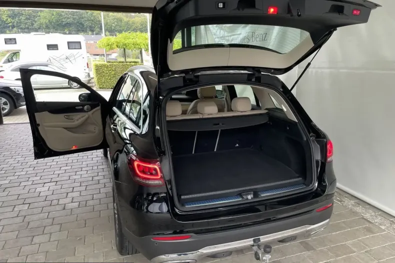 Mercedes-Benz GLC 300 (Clasa GLC) din 2021 cu 57.946 km - oferta MER223943 - foto 14