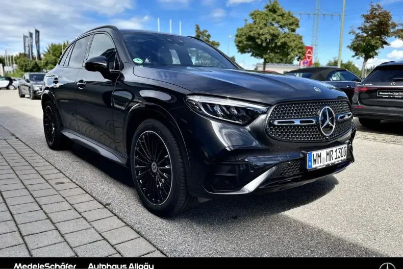 Mercedes-Benz GLC 300 (Clasa GLC) din 2025 cu 8.500 km - oferta MER223950 - foto 1