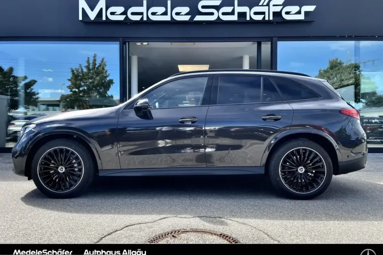 Mercedes-Benz GLC 300 (Clasa GLC) din 2025 cu 8.500 km - oferta MER223950 - foto 2