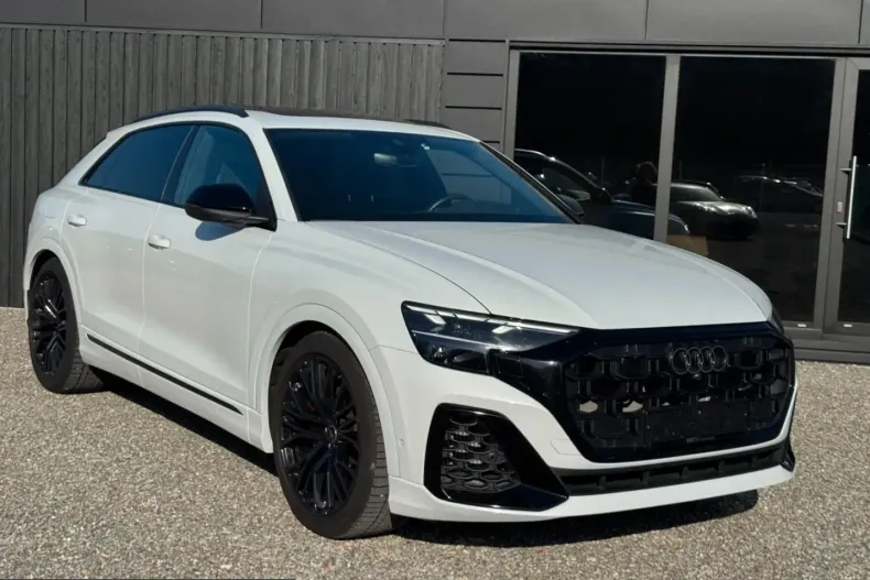 Audi Q8 din 2024 cu 43.400 km - oferta AUD223954 - foto 3