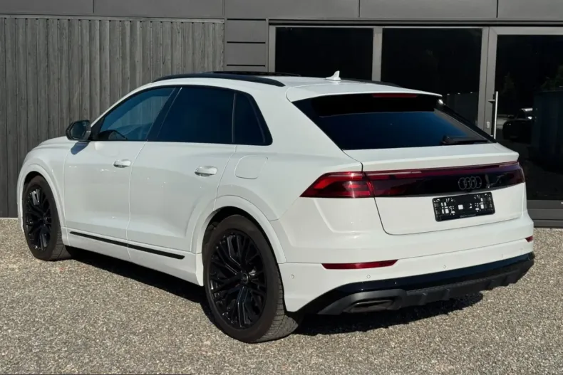 Audi Q8 din 2024 cu 43.400 km - oferta AUD223954 - foto 5