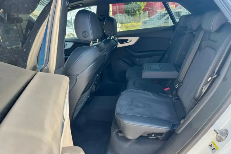 Audi Q8 din 2024 cu 43.400 km - oferta AUD223954 - foto 19