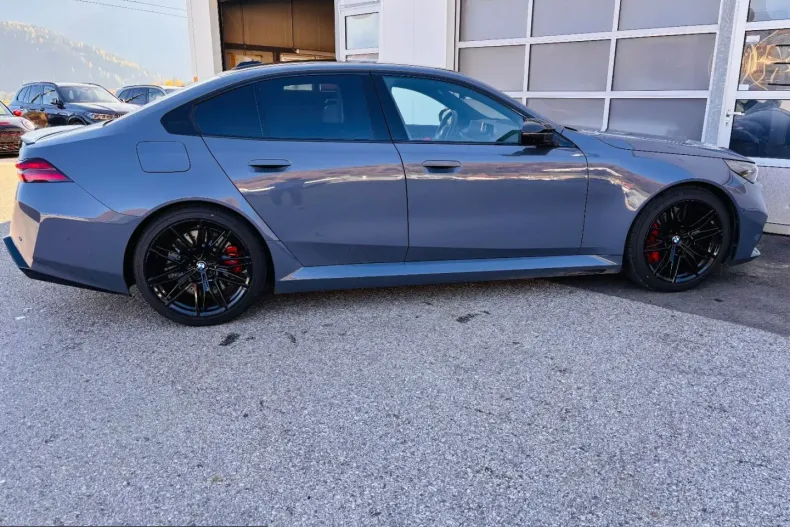 BMW M5 (Seria 5) din 2025 cu 5.900 km - oferta BMW223964 - foto 5