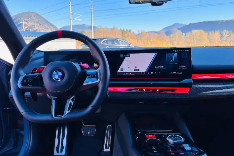 BMW M5 (Seria 5) din 2025 cu 5.900 km - oferta BMW223964 - foto 9