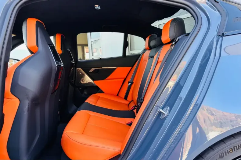 BMW M5 (Seria 5) din 2025 cu 5.900 km - oferta BMW223964 - foto 15