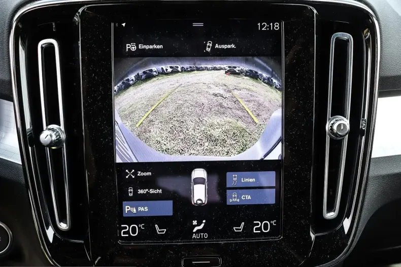 Volvo XC40 din 2023 cu 5.923 km - oferta VOL223970 - foto 9