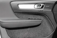 Volvo XC40 din 2023 cu 5.923 km - oferta VOL223970 - foto 10