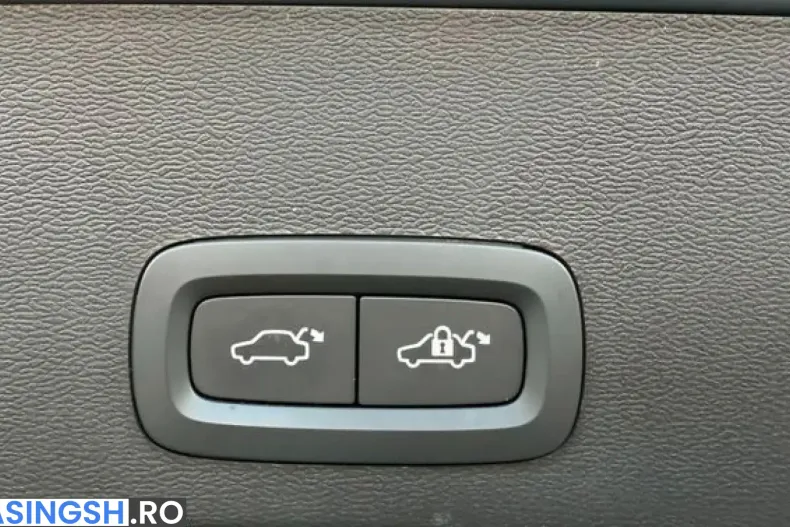 Volvo XC40 din 2022 cu 47.968 km - oferta VOL223973 - foto 27