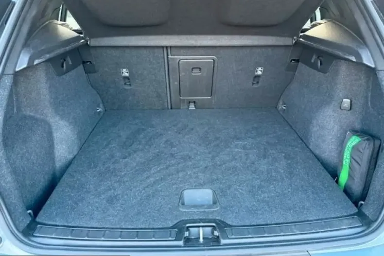 Volvo XC40 din 2022 cu 47.968 km - oferta VOL223973 - foto 32