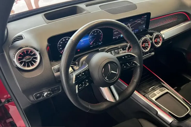 Mercedes-Benz GLB 250 (Clasa GLB) din 2024 cu 13.515 km - oferta MER223975 - foto 15