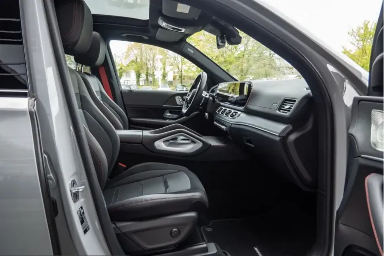 Mercedes-Benz GLE 53 AMG (Clasa GLE) din 2025 cu 16.870 km - oferta MER223976 - foto 2