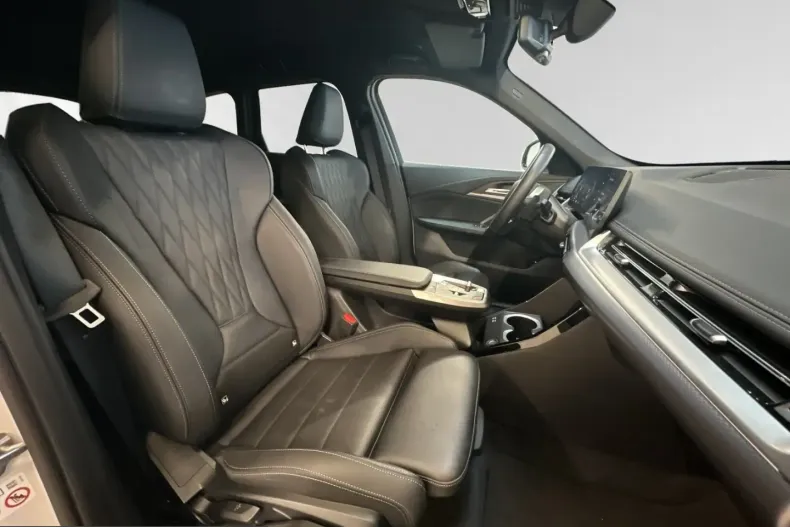 BMW X1 (Seria X) din 2024 cu 9.261 km - oferta BMW223996 - foto 6