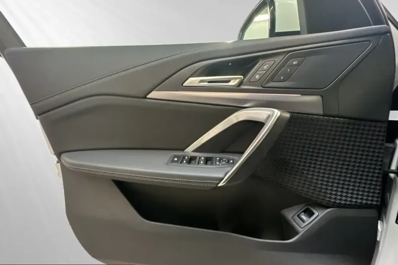BMW X1 (Seria X) din 2024 cu 9.261 km - oferta BMW223996 - foto 10