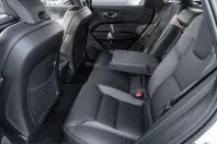 Volvo XC60 din 2023 cu 18.789 km - oferta VOL223998 - foto 14