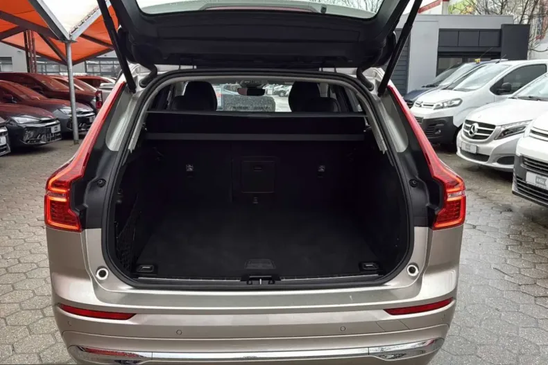Volvo XC60 din 2023 cu 44.554 km - oferta VOL223999 - foto 7