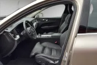 Volvo XC60 din 2023 cu 44.554 km - oferta VOL223999 - foto 8