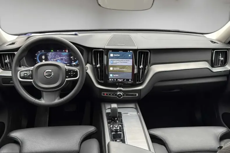Volvo XC60 din 2023 cu 44.554 km - oferta VOL223999 - foto 10