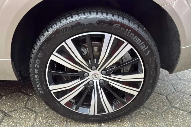 Volvo XC60 din 2023 cu 44.554 km - oferta VOL223999 - foto 14
