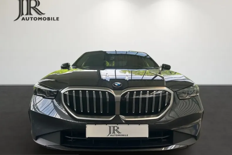 BMW 520 (Seria 5) din 2024 cu 7.560 km - oferta BMW224002 - foto 2