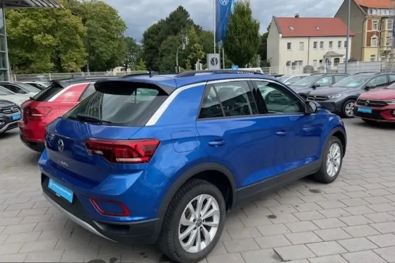 Volkswagen T-Roc din 2023 cu 12.960 km - oferta VOL224003 - foto 7