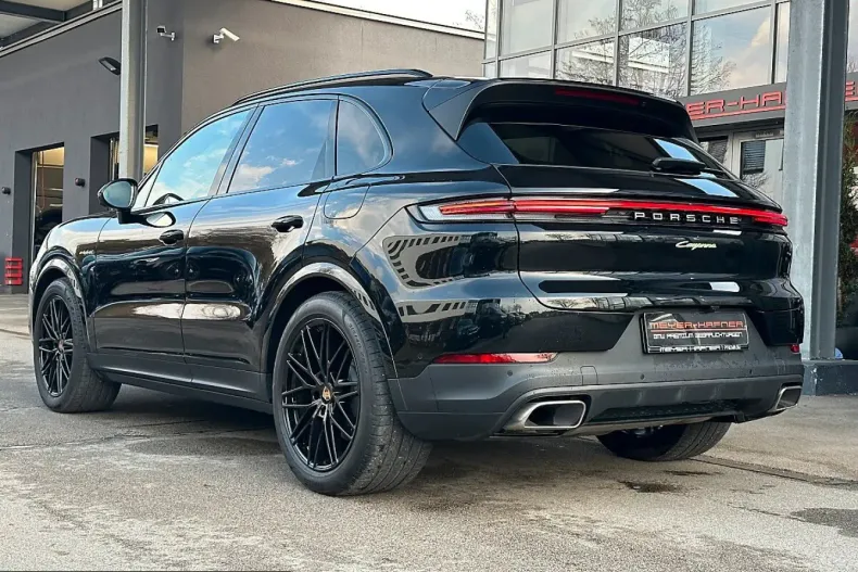 Porsche Cayenne din 2024 cu 9.900 km - oferta POR224008 - foto 6