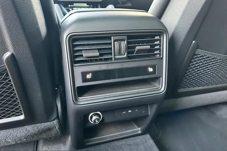 Porsche Cayenne din 2024 cu 9.900 km - oferta POR224008 - foto 13