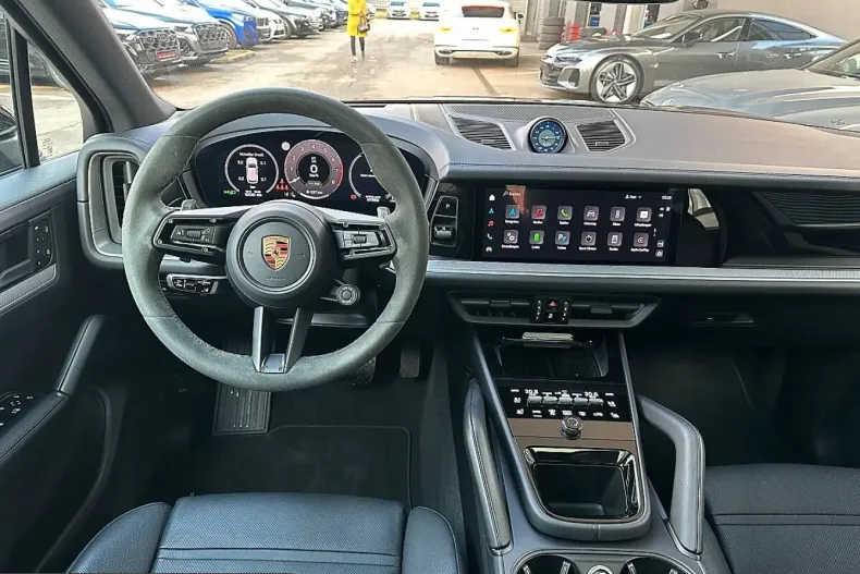 Porsche Cayenne din 2024 cu 9.900 km - oferta POR224008 - foto 15