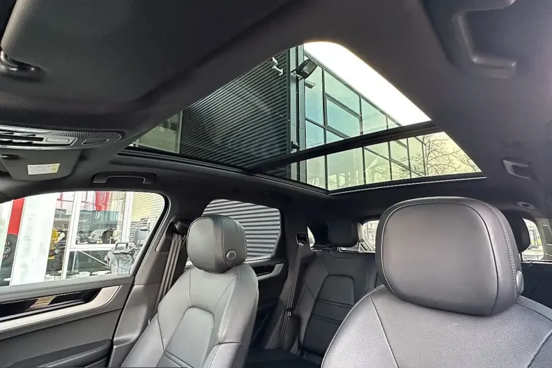 Porsche Cayenne din 2024 cu 9.900 km - oferta POR224008 - foto 21