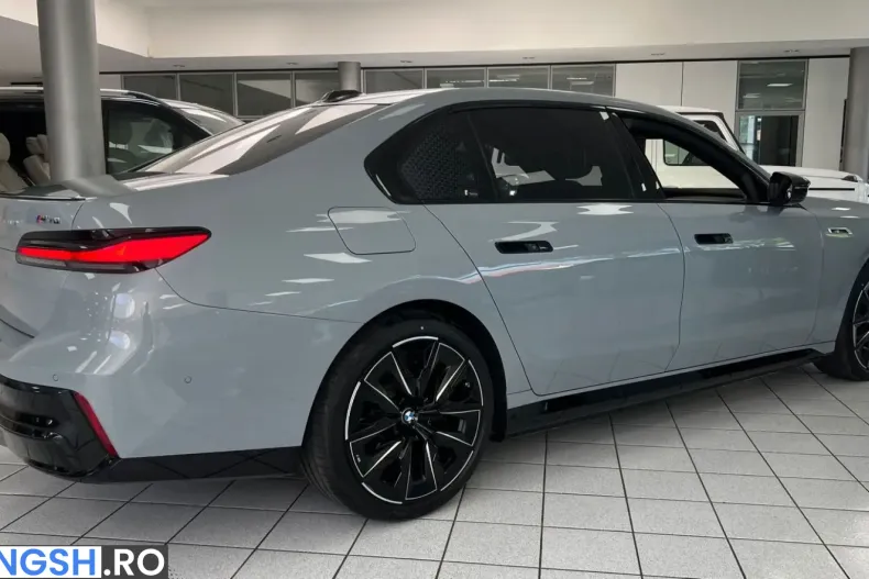 BMW i7 (Seria 7) din 2024 cu 8.800 km - oferta BMW224009 - foto 4