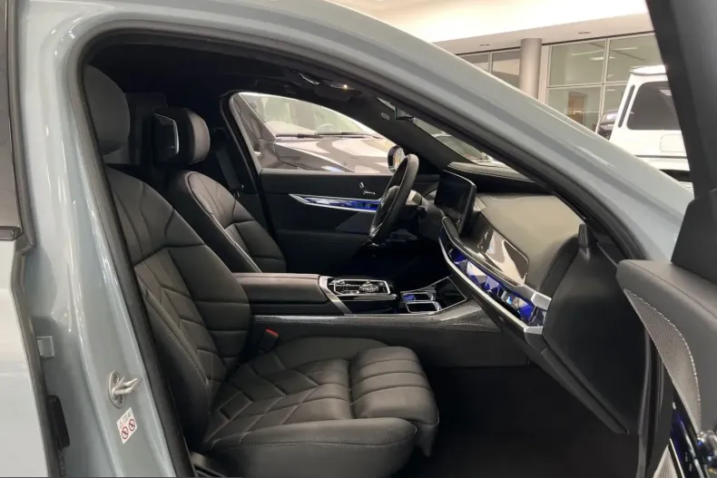 BMW i7 (Seria 7) din 2024 cu 8.800 km - oferta BMW224009 - foto 21