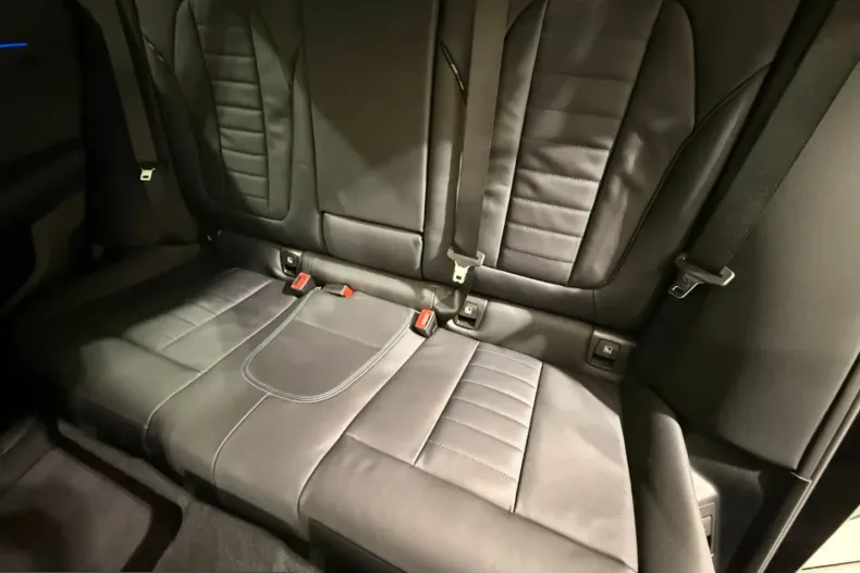 BMW X4 (Seria X) din 2025 cu 11.500 km - oferta BMW224019 - foto 19