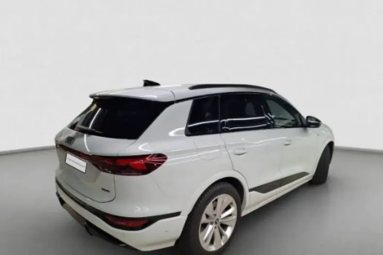 Audi Q6 e-tron din 2025 cu 11.394 km - oferta AUD224027 - foto 2