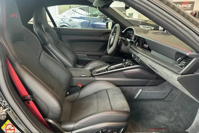 Porsche 992 din 2024 cu 19.753 km - oferta POR224030 - foto 18