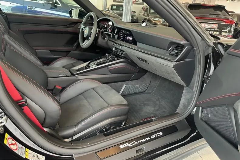 Porsche 992 din 2024 cu 19.753 km - oferta POR224030 - foto 19