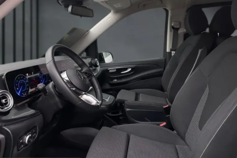 Mercedes-Benz EQV din 2024 cu 19.900 km - oferta MER224034 - foto 6
