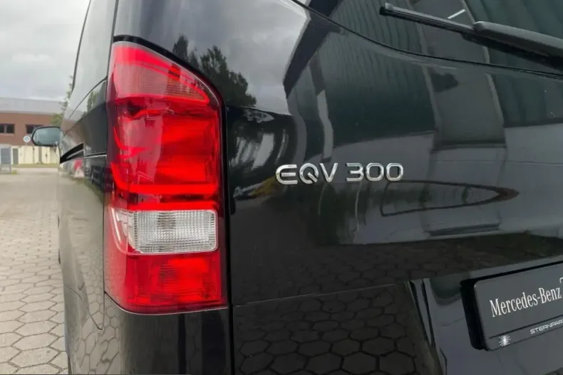Mercedes-Benz EQV din 2024 cu 19.900 km - oferta MER224034 - foto 11