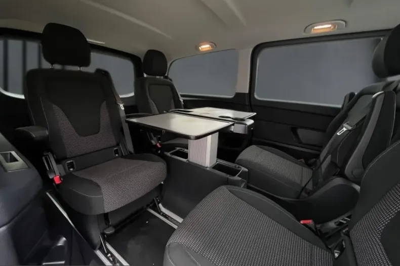 Mercedes-Benz EQV din 2024 cu 19.900 km - oferta MER224034 - foto 13