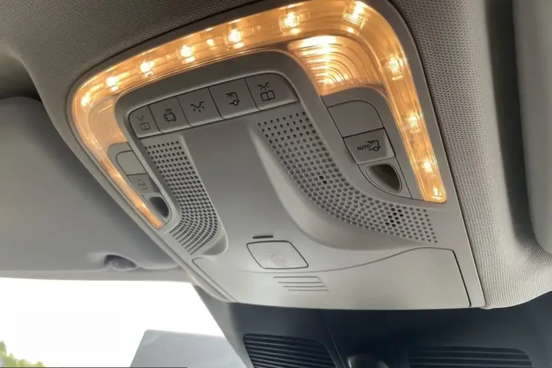 Mercedes-Benz EQV din 2024 cu 19.900 km - oferta MER224034 - foto 17