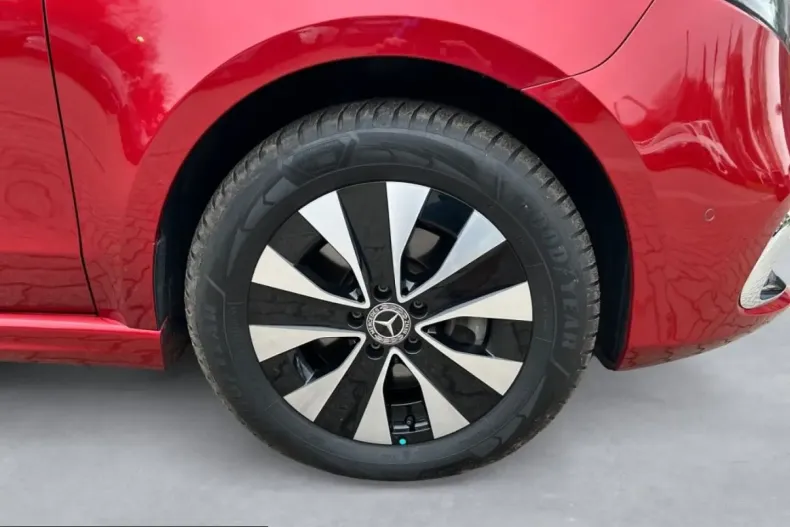 Mercedes-Benz EQV din 2021 cu 18.468 km - oferta MER224035 - foto 4