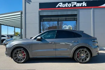 Porsche Cayenne din 2022 - oferta POR224036