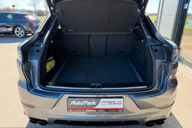 Porsche Cayenne din 2022 cu 21.890 km - oferta POR224036 - foto 8