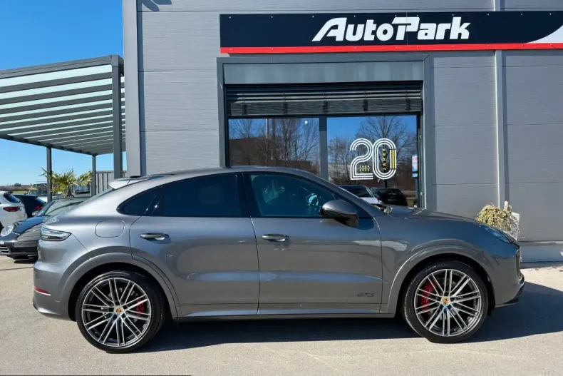 Porsche Cayenne din 2022 cu 21.890 km - oferta POR224036 - foto 10