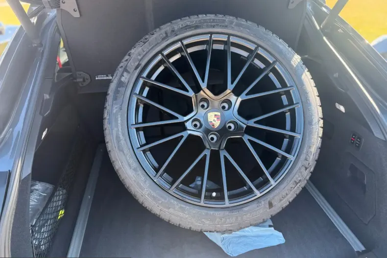 Porsche Cayenne din 2022 cu 21.890 km - oferta POR224036 - foto 34