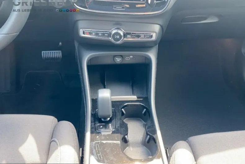 Volvo C40 din 2023 cu 15.056 km - oferta VOL224038 - foto 13